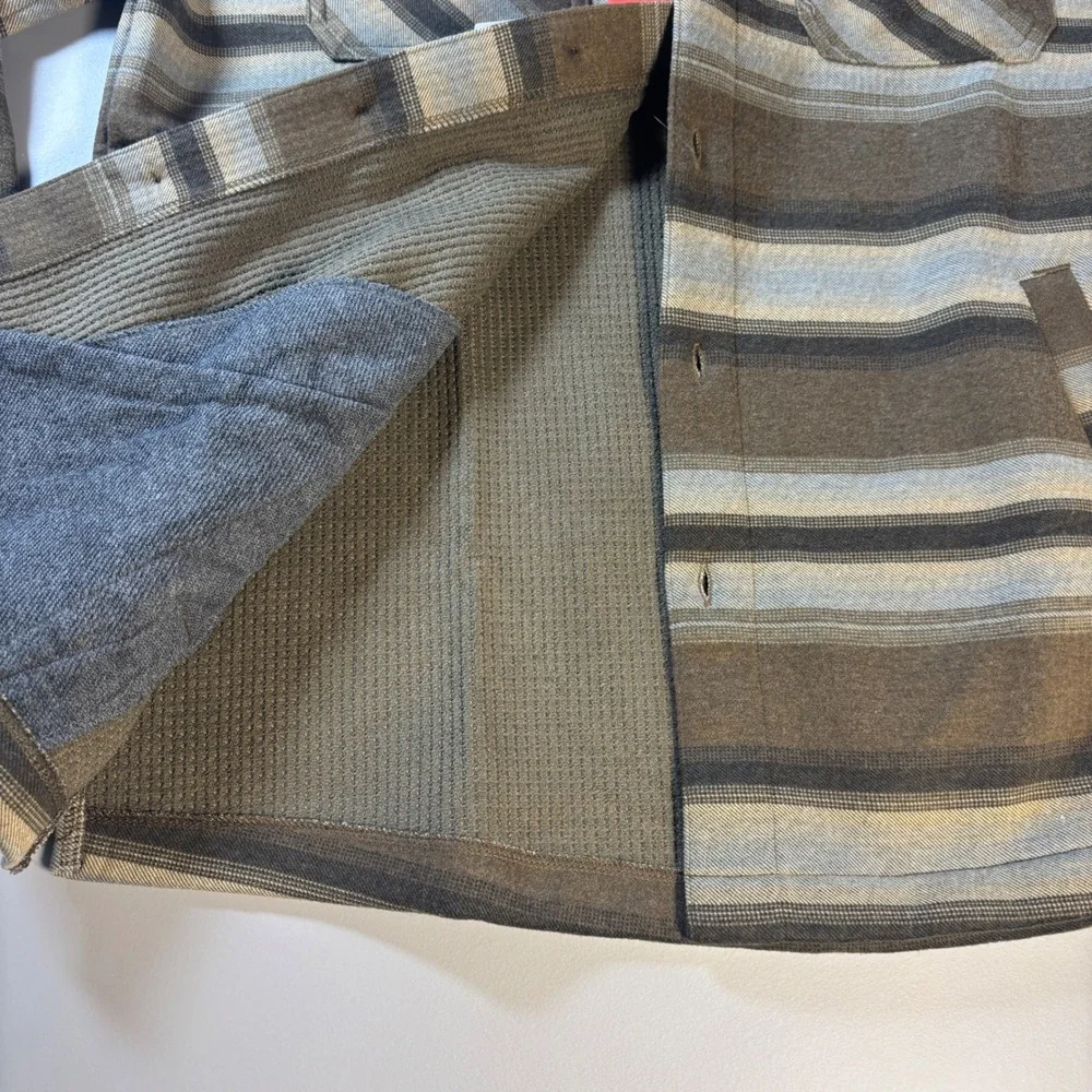 NWT Quiksilver Men's Striped Hooded Flannel Shirt Jacket Size Medium‎ Tan Brown